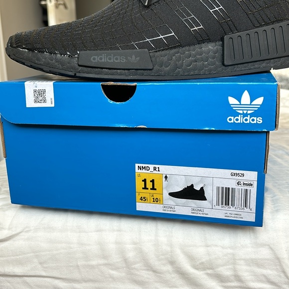 Adidas Black Sneakers NMD R1 adidas originals - Picture 3 of 3